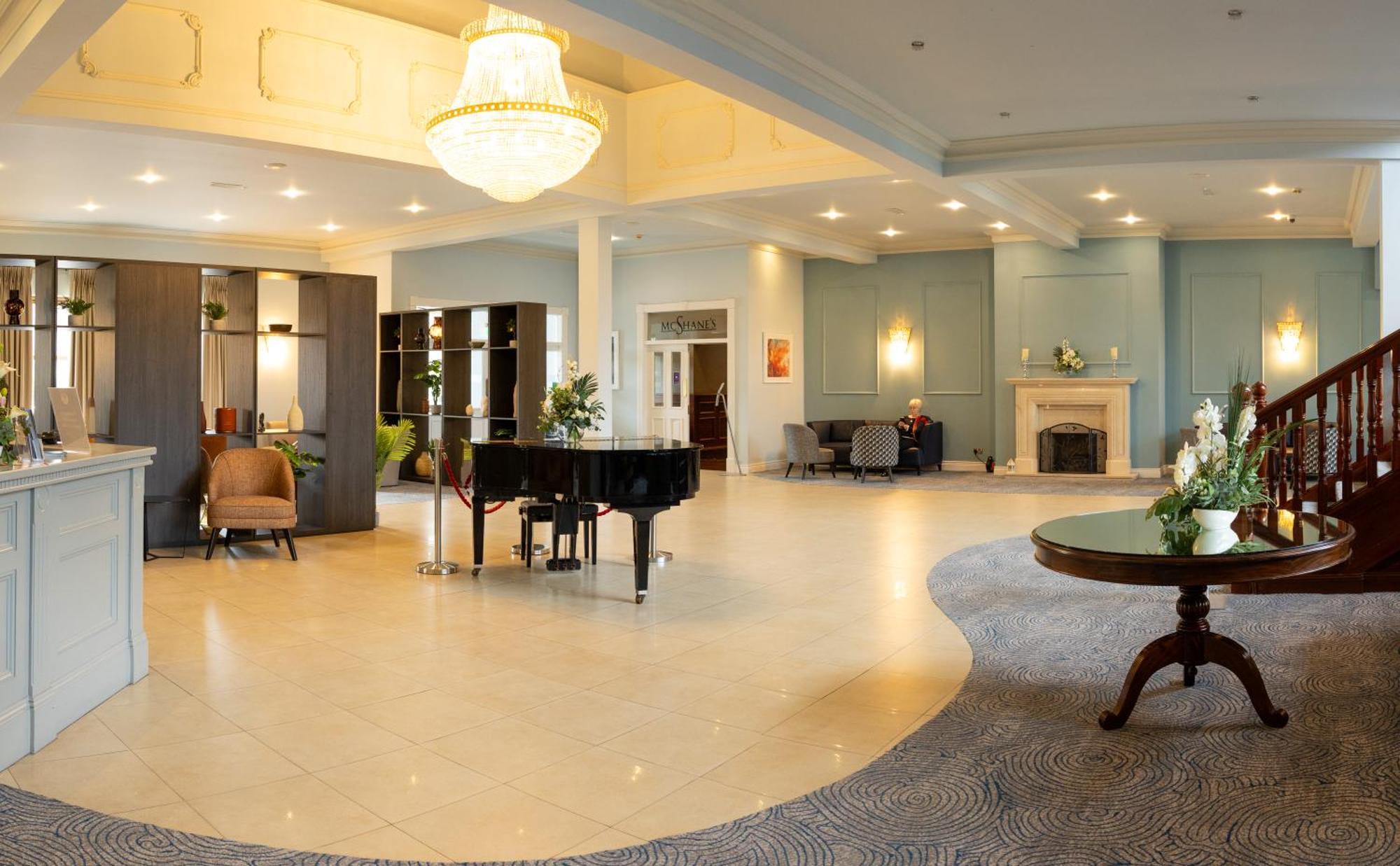 בלינה Great National Hotel Ballina מראה חיצוני תמונה